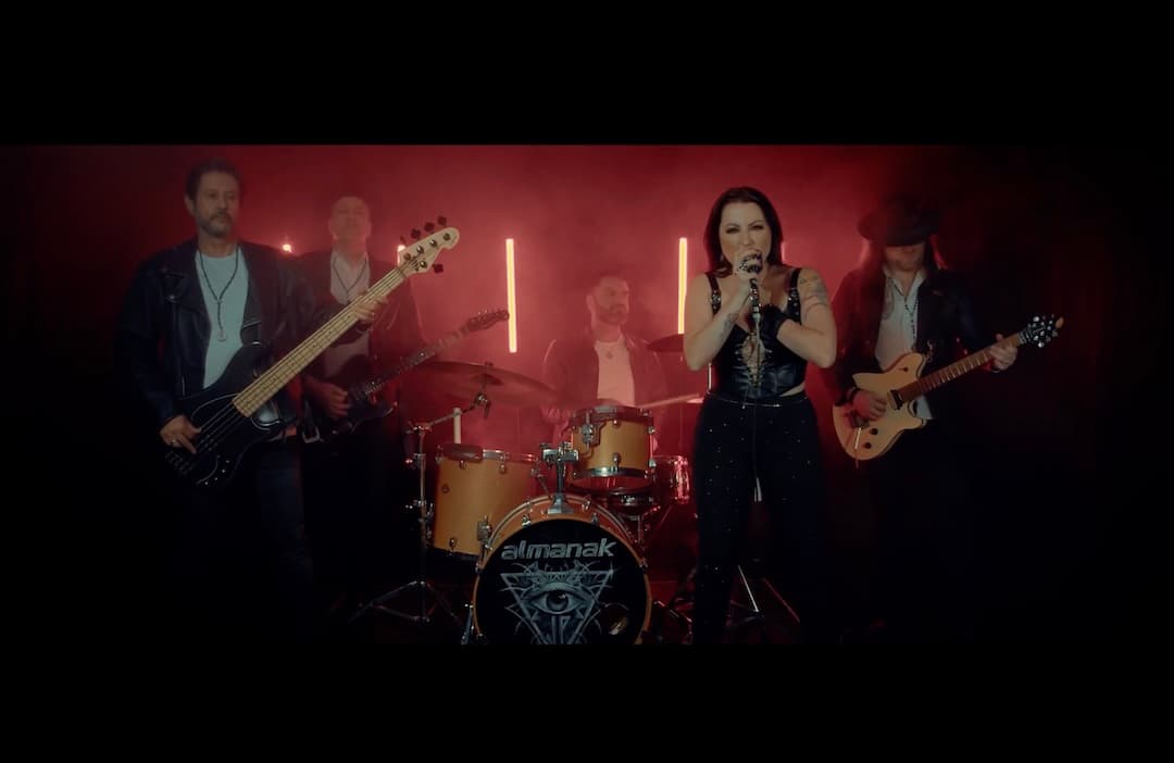 Colá aí para ver o nosso novo clipe
